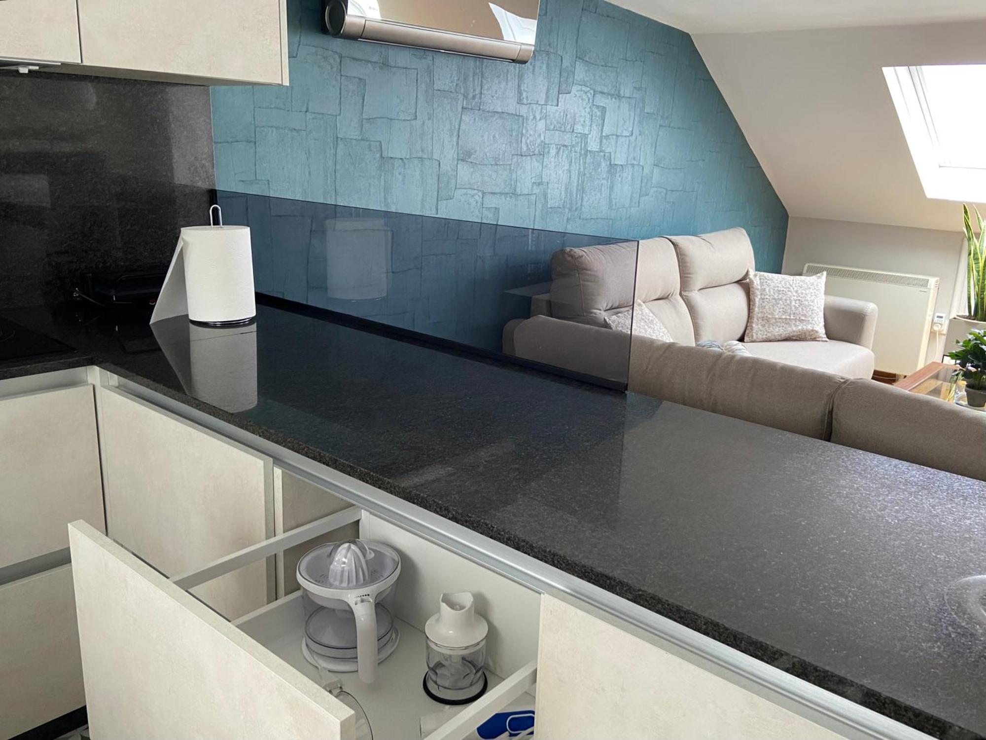 Atico 22 - Centrico, Aire Acondicionado Y Parking Appartement Vilagarcia de Arousa Buitenkant foto